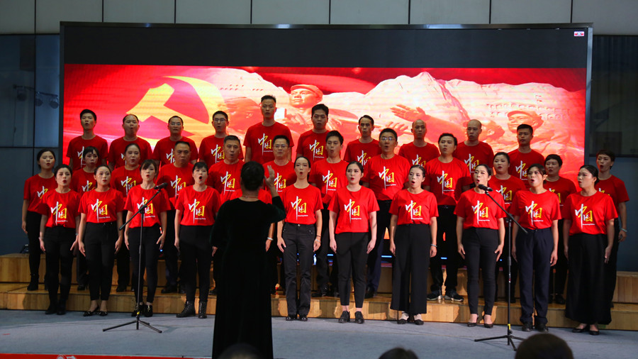 粮科所公司合唱《祖国不会忘记》.jpg