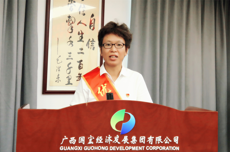 先进代表-莫小慧_800.jpg